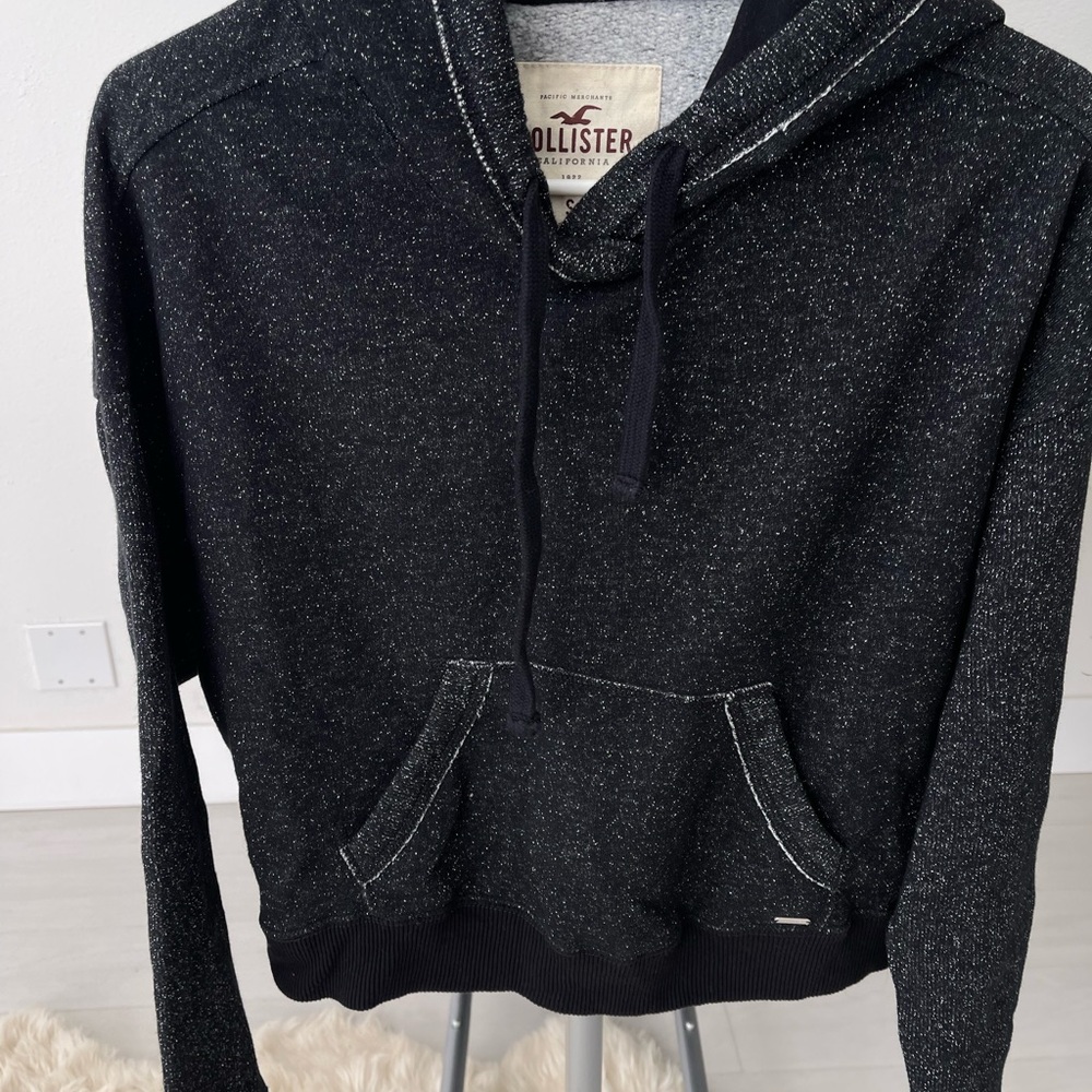 Hollister Women's Speckled Black Hoodie
